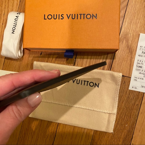 LOUIS VUITTON GIANT MONOGRAM REVERSIBLE CUP HOLDER - Picture 9 of 10